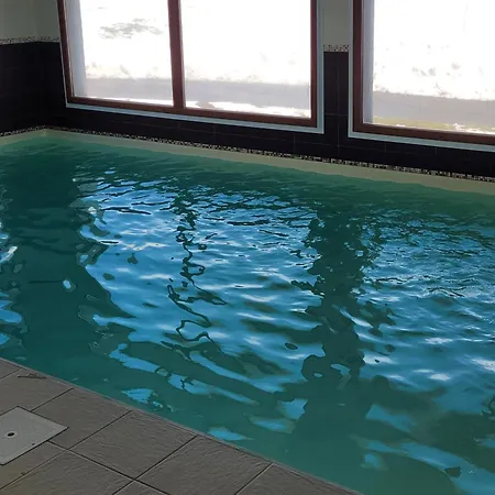 Cosy Avec Piscine Privee Et Parking A Super-besse - Fr-1-814-163 * סופר בס