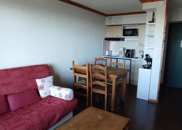 Апартаменты Cosy Avec Piscine Privee Et Parking A Super-besse - Fr-1-814-163 Сюпер-Бес